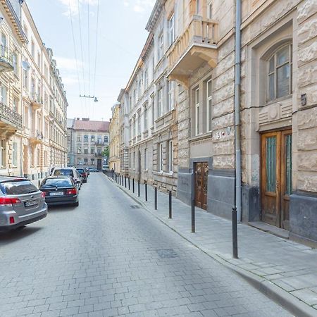 Апартаменти у Львові на вулиці Щепкіна 5 Экстерьер фото